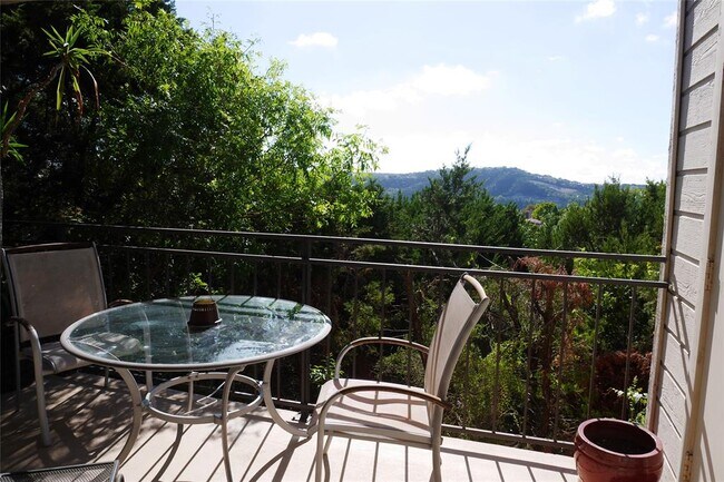 Building Photo - 6000-22 Shepherd Mountain Cove