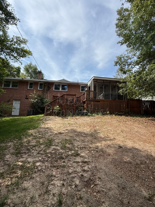 Building Photo - 3217 Quitman St