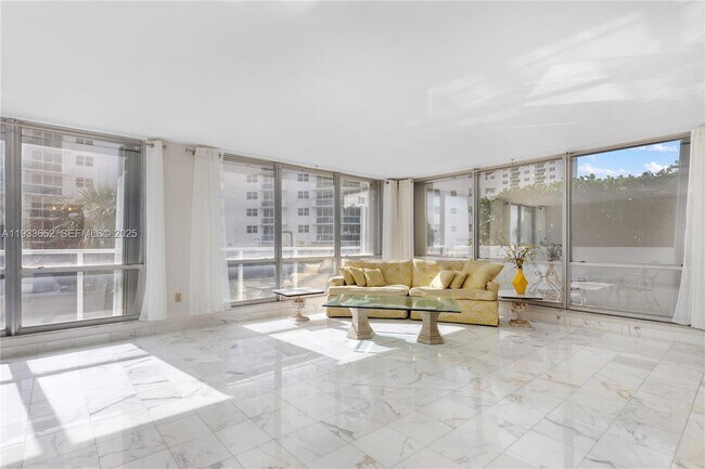 Building Photo - 2751 S Ocean Dr