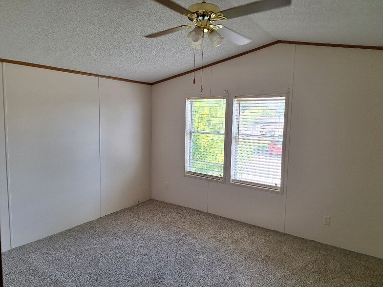 Building Photo - 4727 Timber Pine Dr