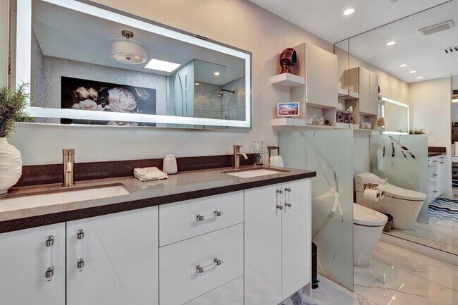 Building Photo - 72770 Fleetwood Cir