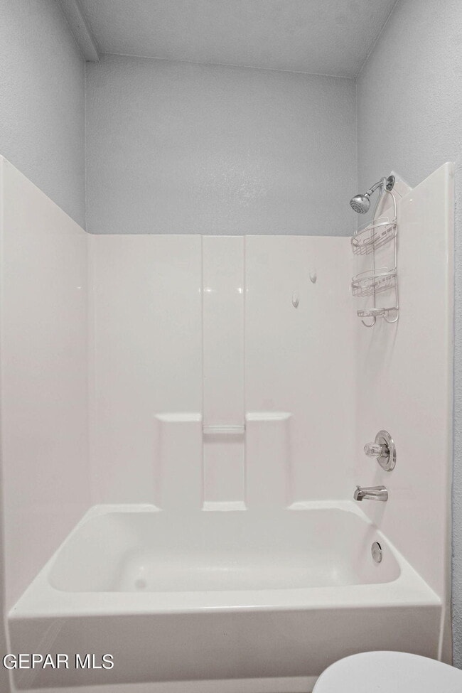 Building Photo - 4081 Tierra Bronce Dr