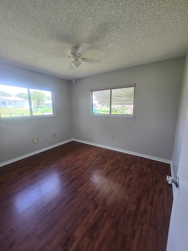 Building Photo - 8425 SW 107th Pl