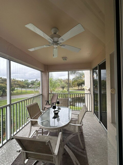 Building Photo - 9170 Southmont Cove