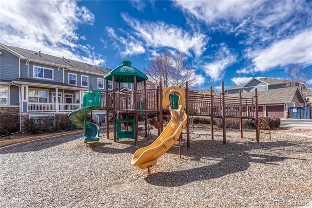 Building Photo - 9558 Pearl Cir