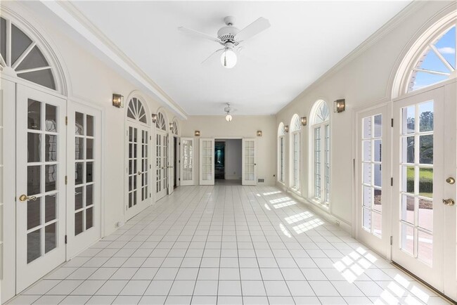 Building Photo - 1000 Grayson Pkwy
