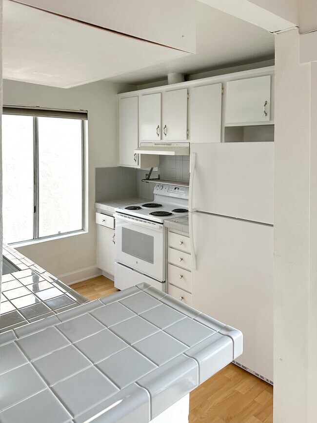 Building Photo - 3302 Summertime Ln