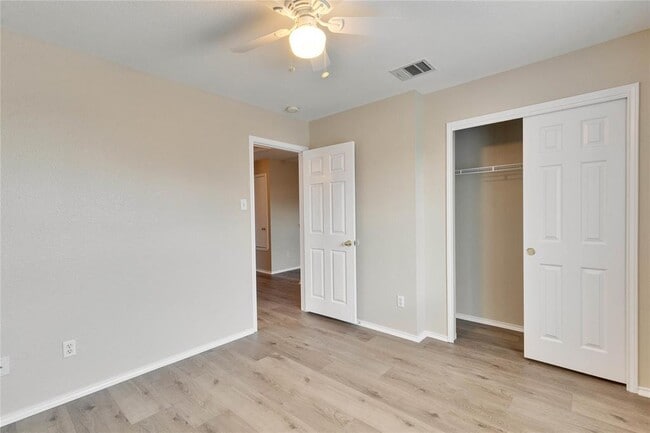 Building Photo - 14116 Harris Ridge Blvd