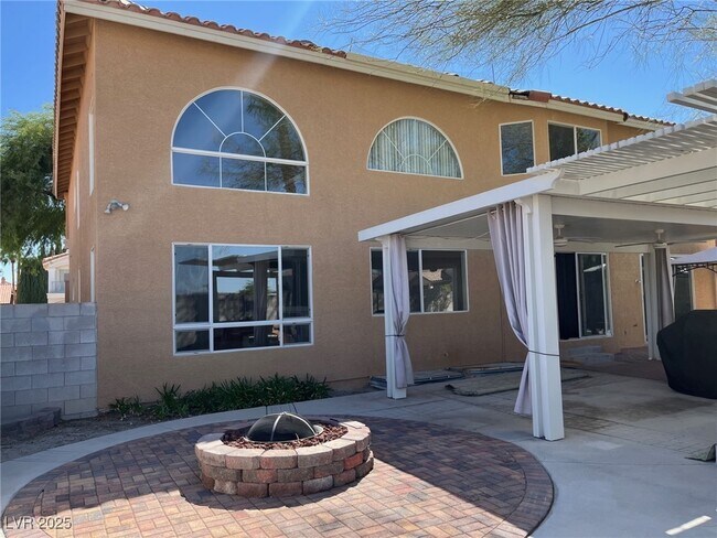 Building Photo - 8640 Castle Hill Ave