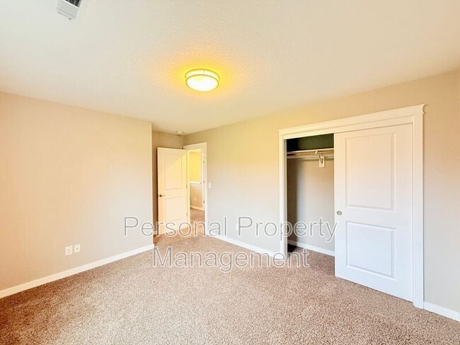 Building Photo - 4501 NE 91st Way