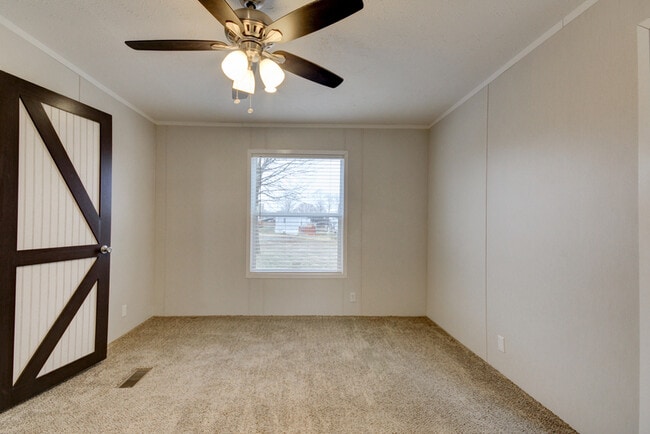 Building Photo - 295 Seays Rd
