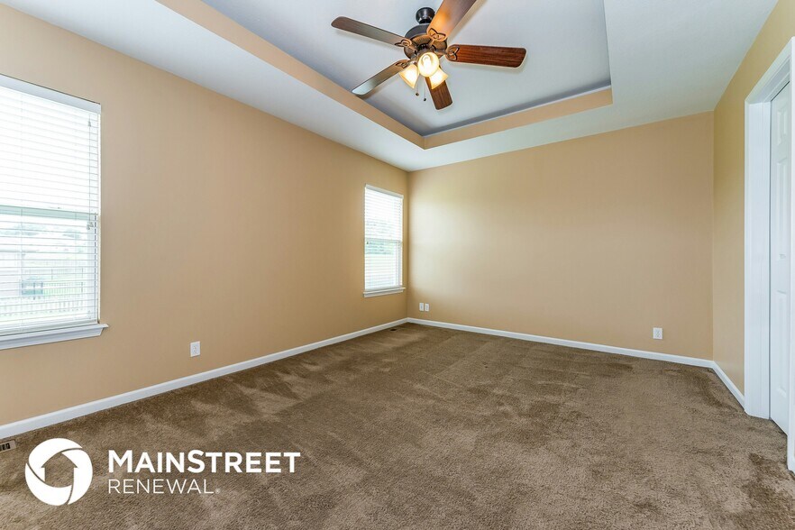 Building Photo - 1606 Fairway Ct