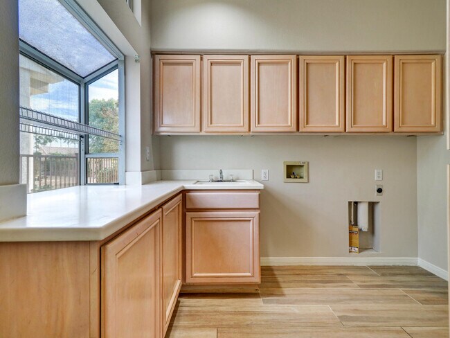 Building Photo - 38574 Clear Sky Way