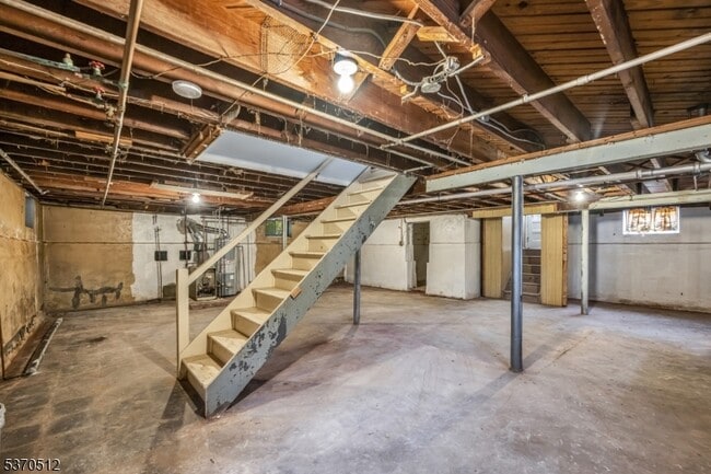 Building Photo - 124 Franklin St