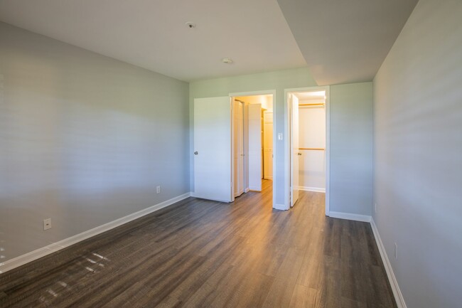 Building Photo - Charming 1 BR/1 BA Condo in Columbia!