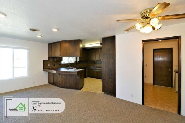 Building Photo - 3253 Tarmac Rd