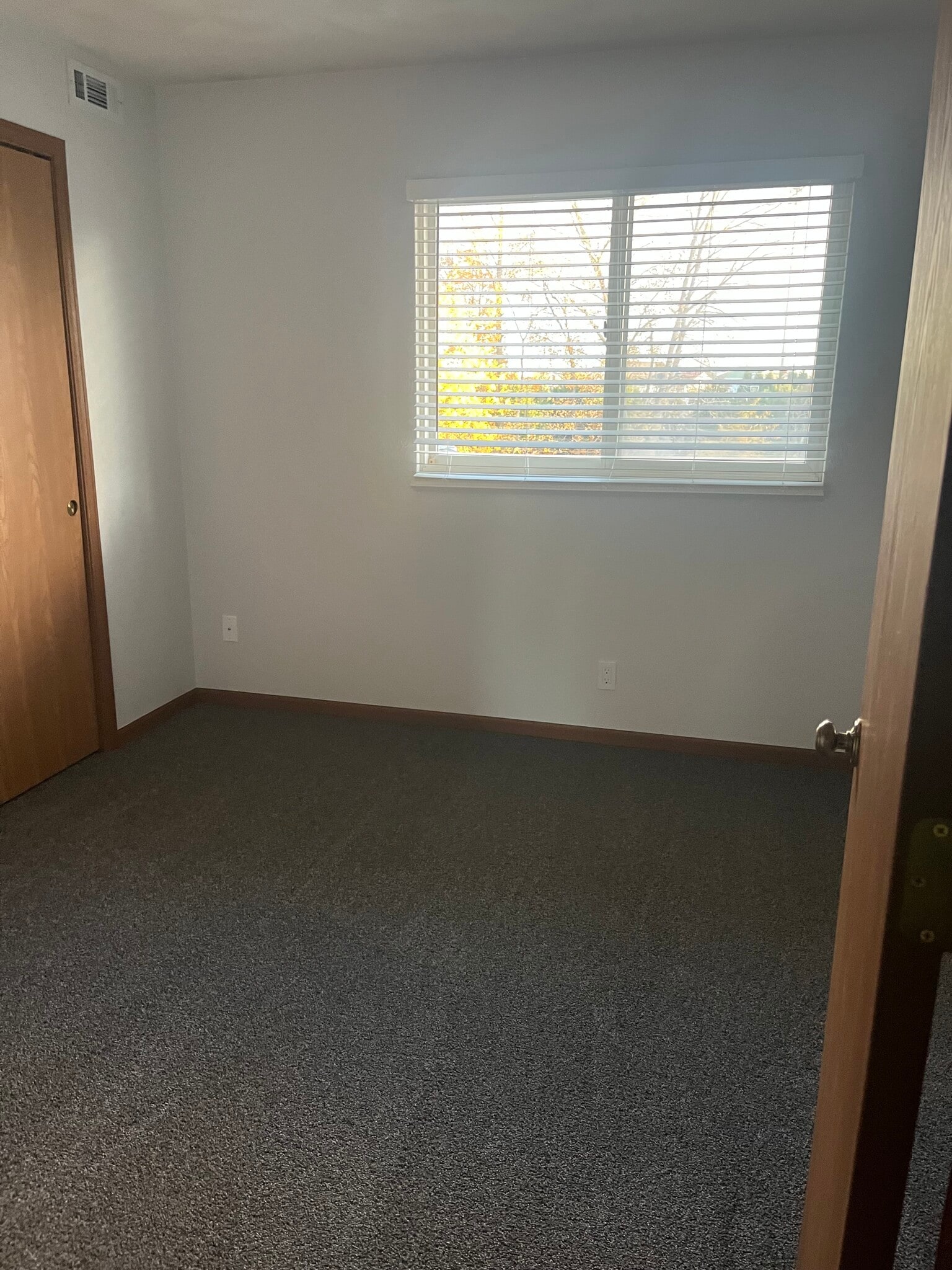 Building Photo - 1208 Miller St