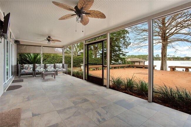 Building Photo - 8757 Harbor View Dr