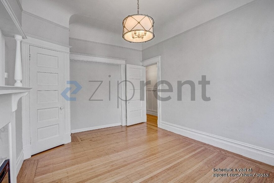 Building Photo - 2130 Jones St