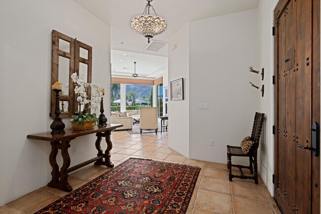 Building Photo - 79365 Mandarina