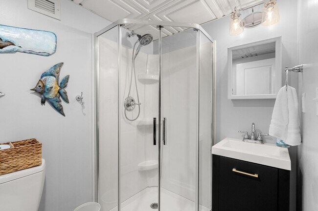 Building Photo - 933 Ocean Blvd