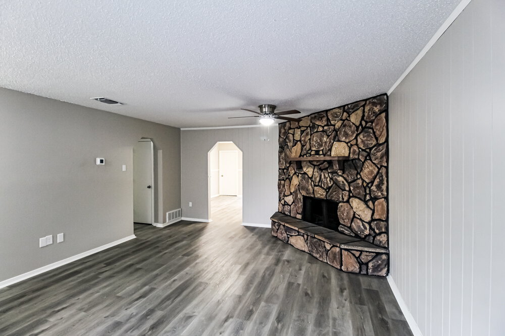 Building Photo - 6628 Brookdale Dr