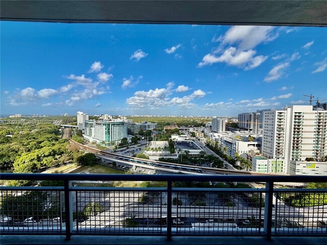 Building Photo - 60 SW 13th St