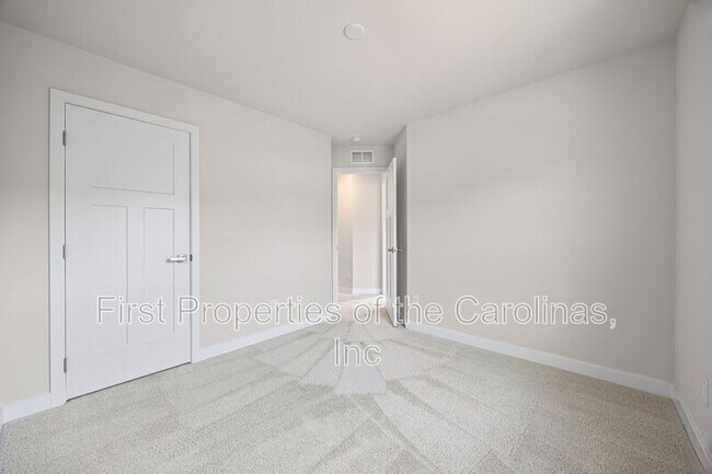 Building Photo - 332 Cramerton Mills Pkwy