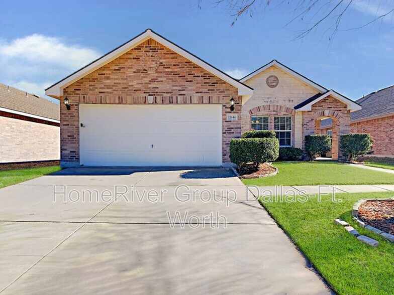 Primary Photo - 12644 Shady Cedar Dr