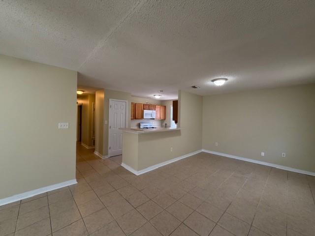 Building Photo - 6644 Belwood Dr E