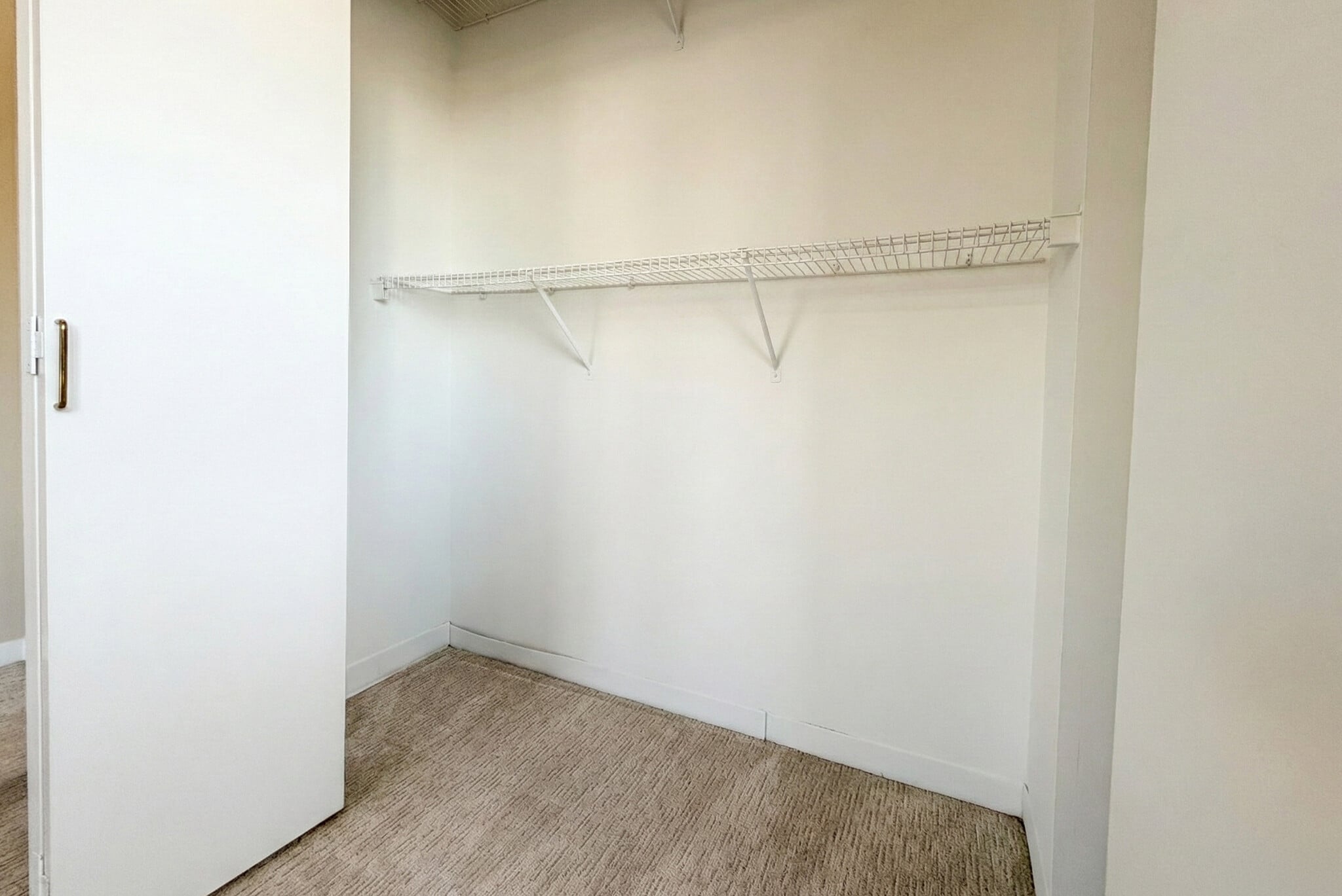 Building Photo - 4 Canal Park