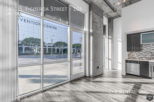 Building Photo - 1400 S Figueroa St