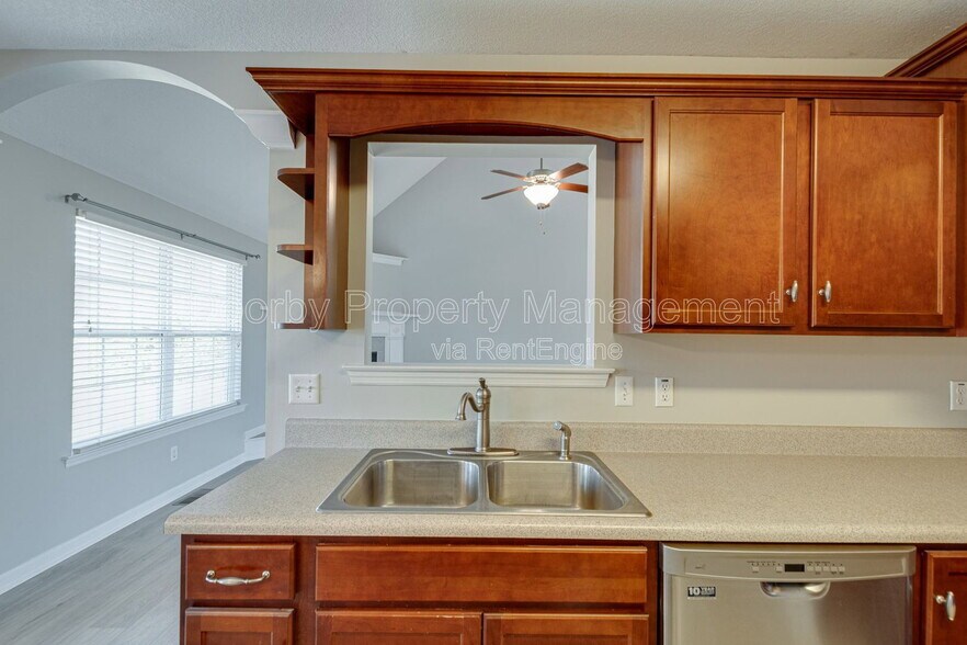 Building Photo - 7420 Salmon Ln