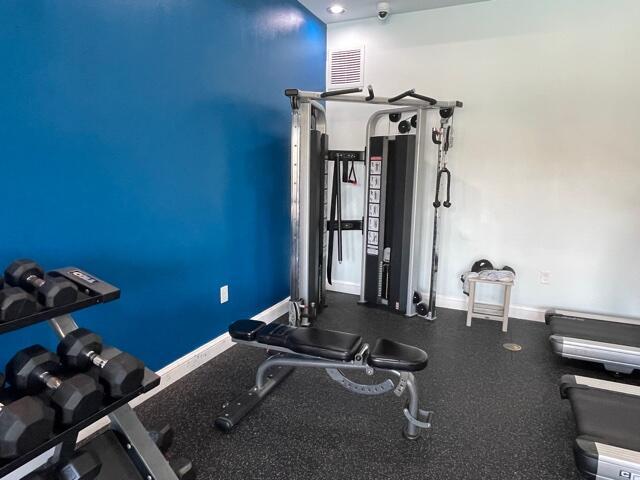 Building Photo - 110 Villa Cir