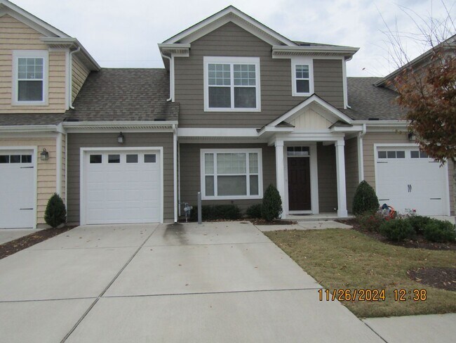 Primary Photo - Hickory Manor