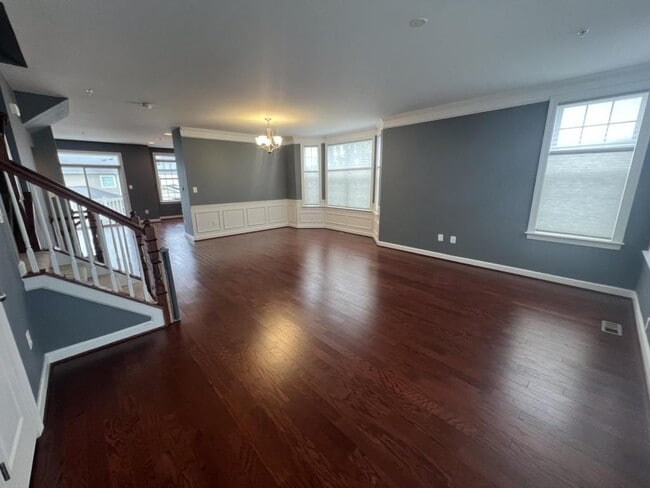 Building Photo - 2101 St Josephs Dr