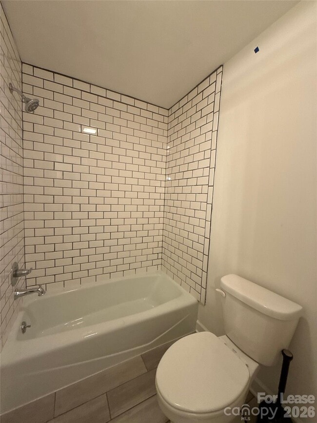 Building Photo - 14301 Hackamore Dr