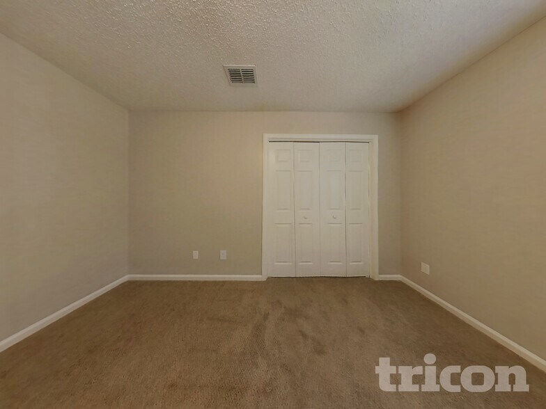 Building Photo - 11329 Hartland Rd