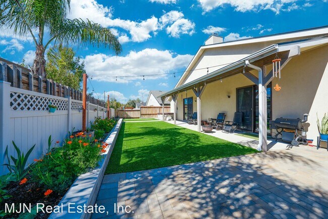 Building Photo - 4 br, 2 bath House - 914 Passion Place