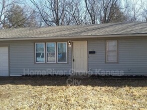 Building Photo - 5163 Palmer Dr