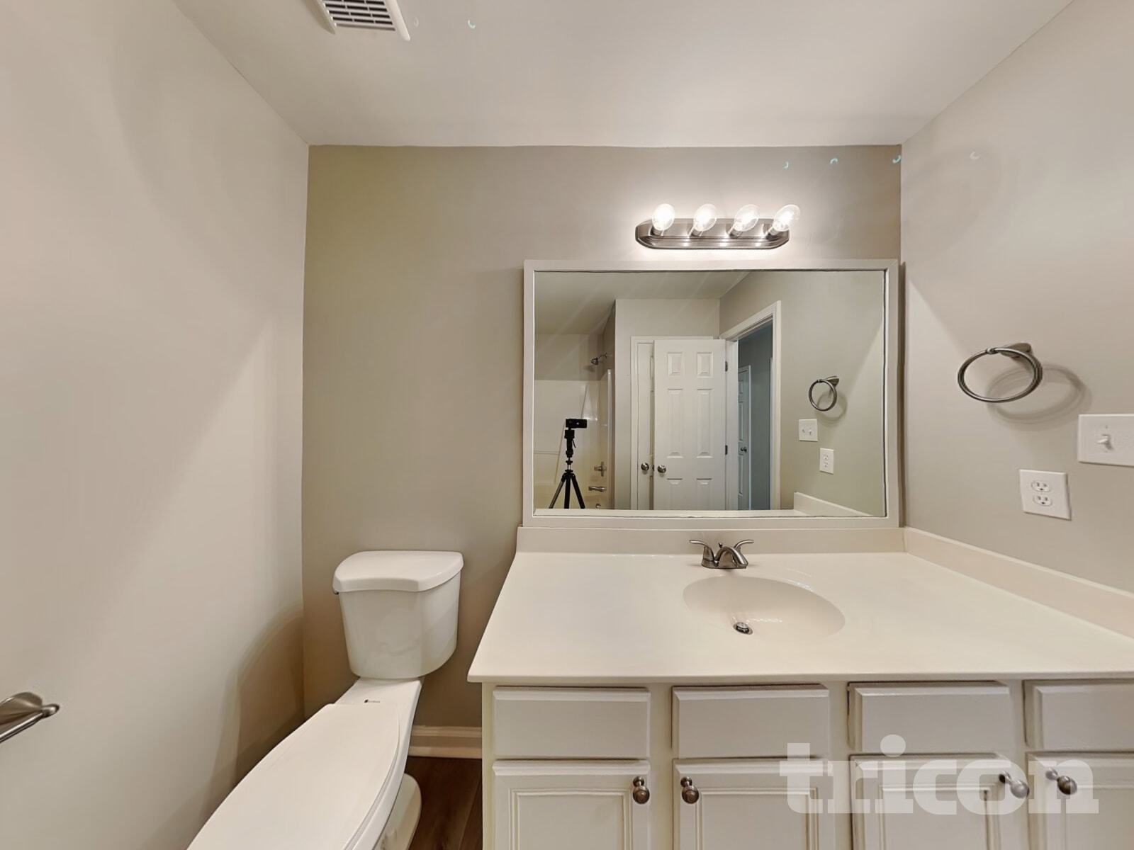 Building Photo - 125 Torrington Ave