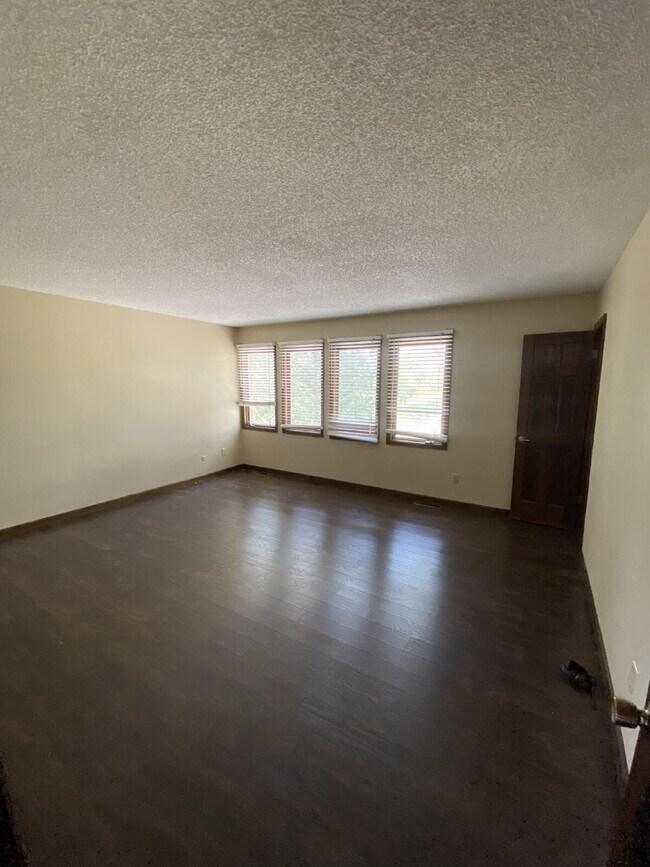 Building Photo - "Spacious 4-Bedroom Haven with 4 Full Baths in Charming Parker, CO - 2,952 Sq. Ft. of Comfort Awa...