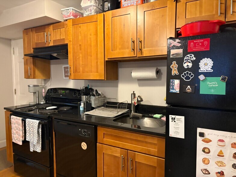 Building Photo - 23 Saint Lukes Rd