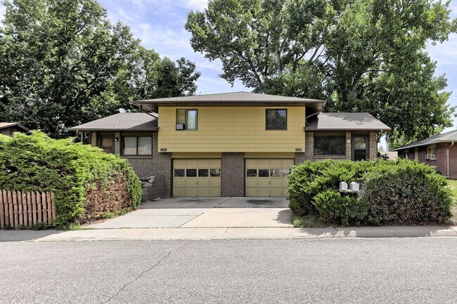 Building Photo - 3 Bedroom Duplex in West Fort Collins