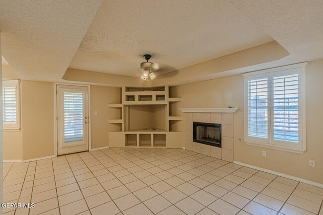 Building Photo - 1317 Amber Morgan Dr