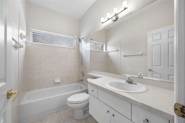 Building Photo - 10675 Park Pl Dr