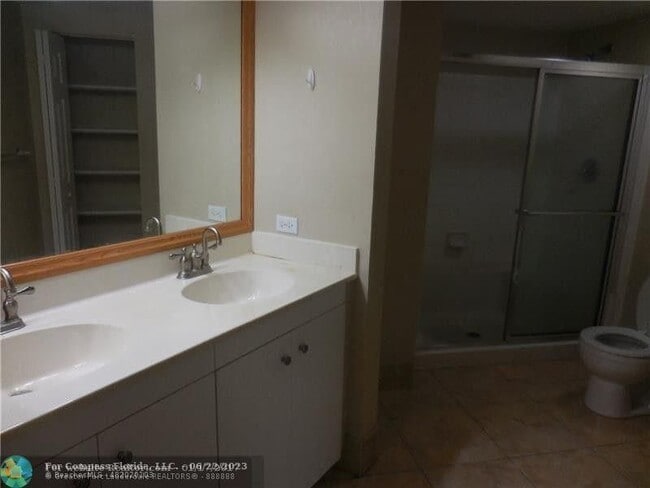 Building Photo - 3122 Tuscany Way