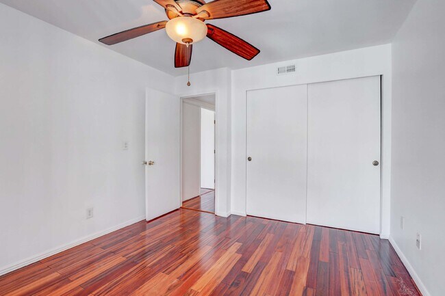 Building Photo - $1,825 - 2 Bed, 2 Bath Condo in Denver wit...