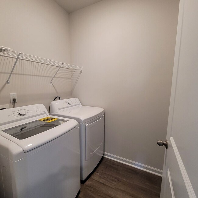 Building Photo - Brand New 4 bedroom, 2 bathroom house located in the desirable Brunswick Forest community in Leland