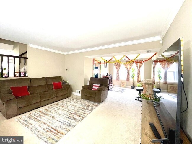 Building Photo - 4 Millbank Ct
